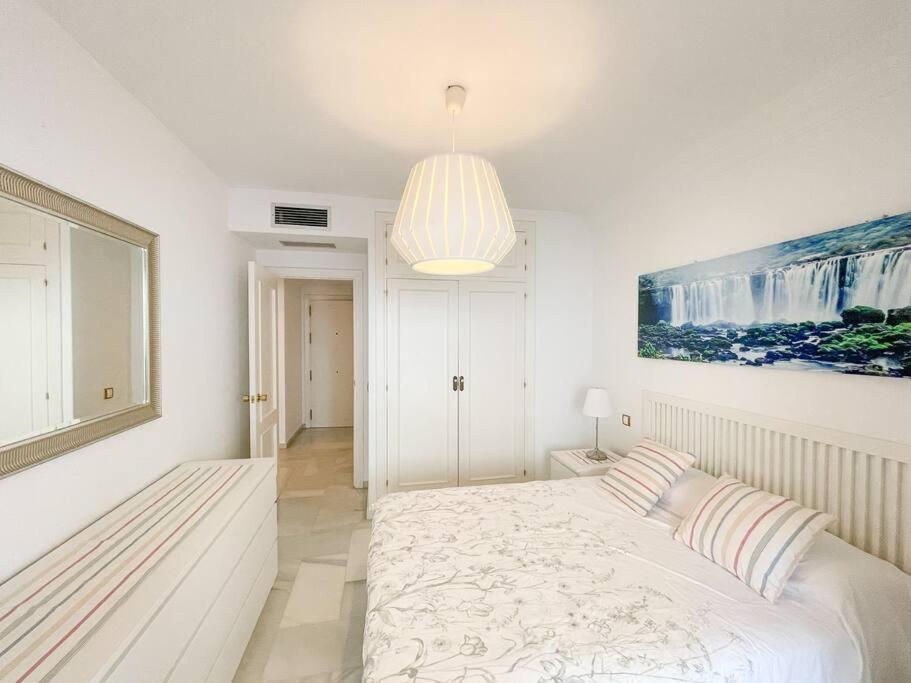 Seafront Apartment With Direct Access To The Beach Torremolinos Esterno foto