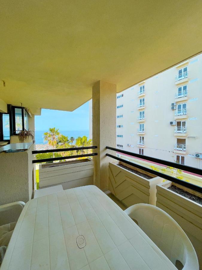 Seafront Apartment With Direct Access To The Beach Torremolinos Esterno foto